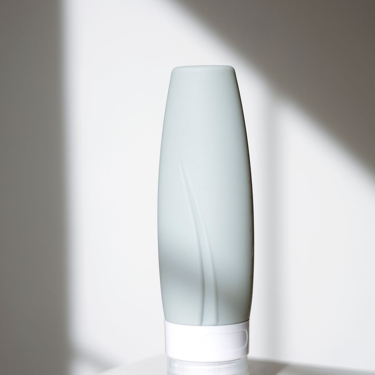 Lorovea Strengthening Shampoo bottle in daylight