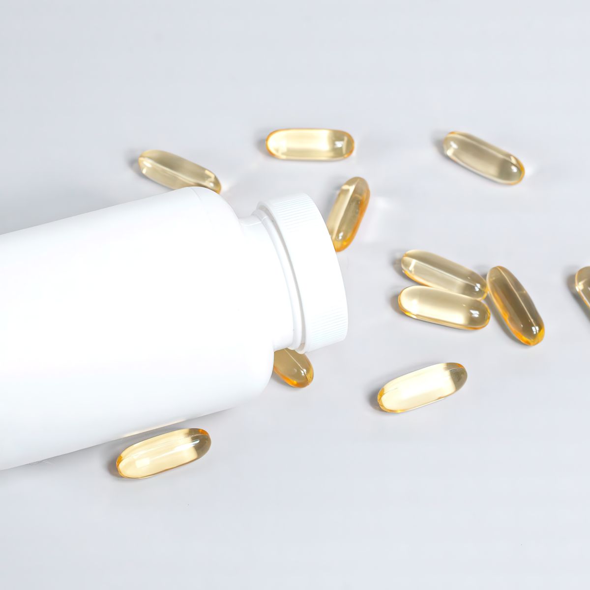 Lorovea Vitamin D3 plus K2 bottle with golden softgels